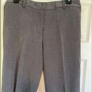 Black/white walking shorts. Knee length size 8.